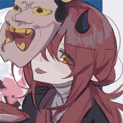 老人烧杨絮险些点着全村